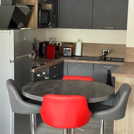 Merazur Apartment *